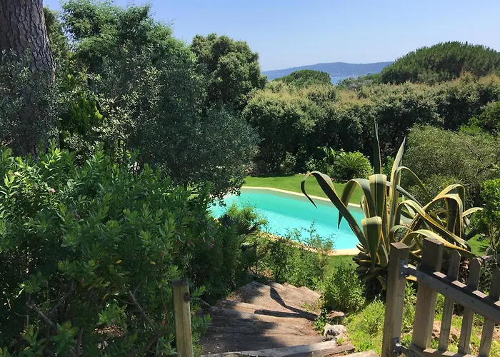 Villa La Tramontane, Propriete Avec Piscine, Proche *