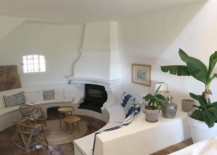 빌라 La Tramontane, Propriete Avec Piscine, Proche 생트막시메