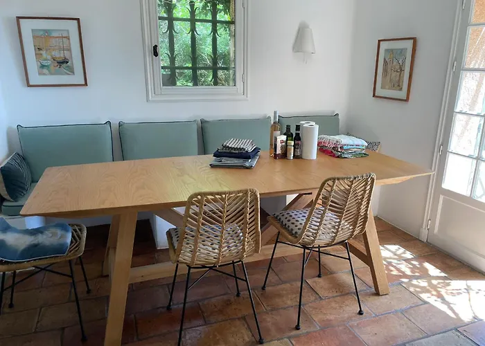 빌라 La Tramontane, Propriete Avec Piscine, Proche 생트막시메